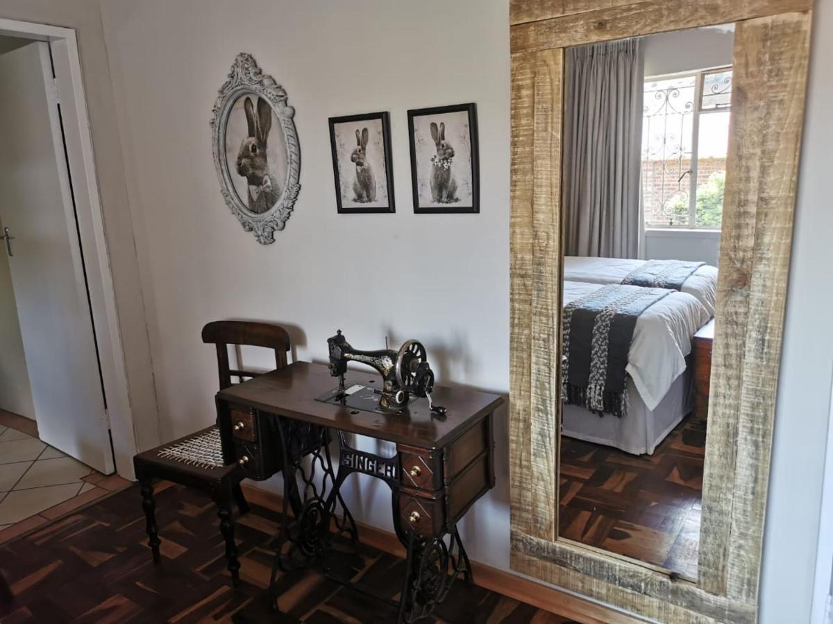 Kromdraai Guest Rooms Krugersdorp Dış mekan fotoğraf